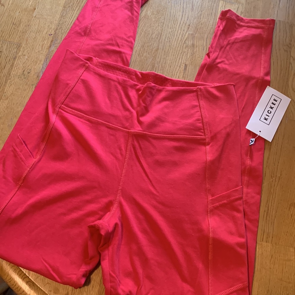 Kickee pants women’s Jersey stretch leggings with pockets.